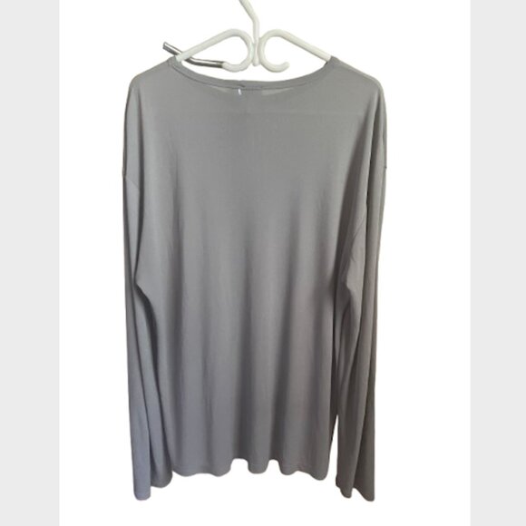 Armani Collezioni Grey Crew Neck Men's Top. Size: XL 100% Silk - Picture 2 of 8